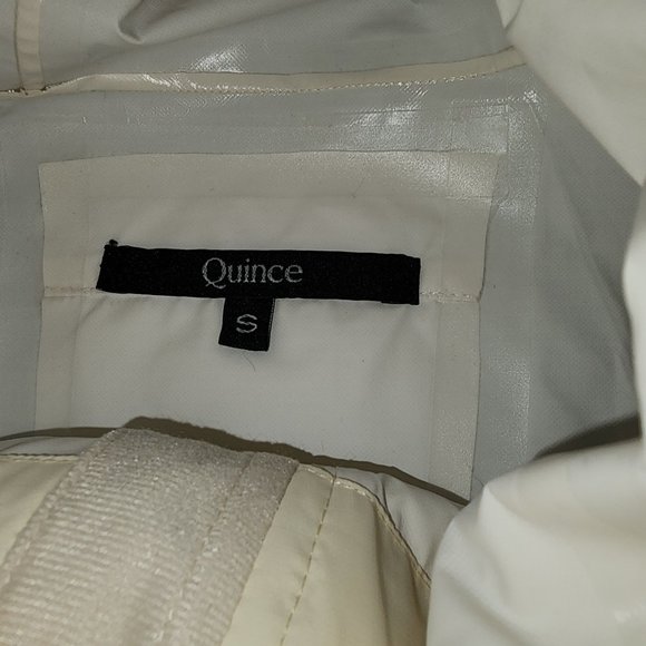 Quince Weatherproof Short Rain Jacket NWT Cream Small - Picture 5 of 8